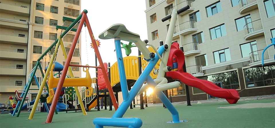 Second Pearl — children’s play area within the residential courtyard.