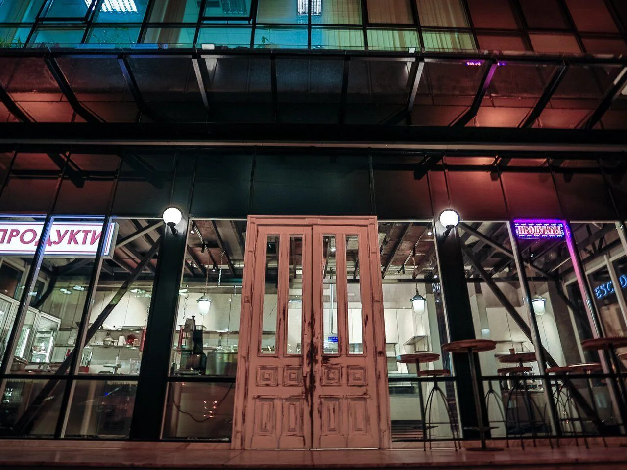 Steakhouse Kyiv entrance. Company project photograph.